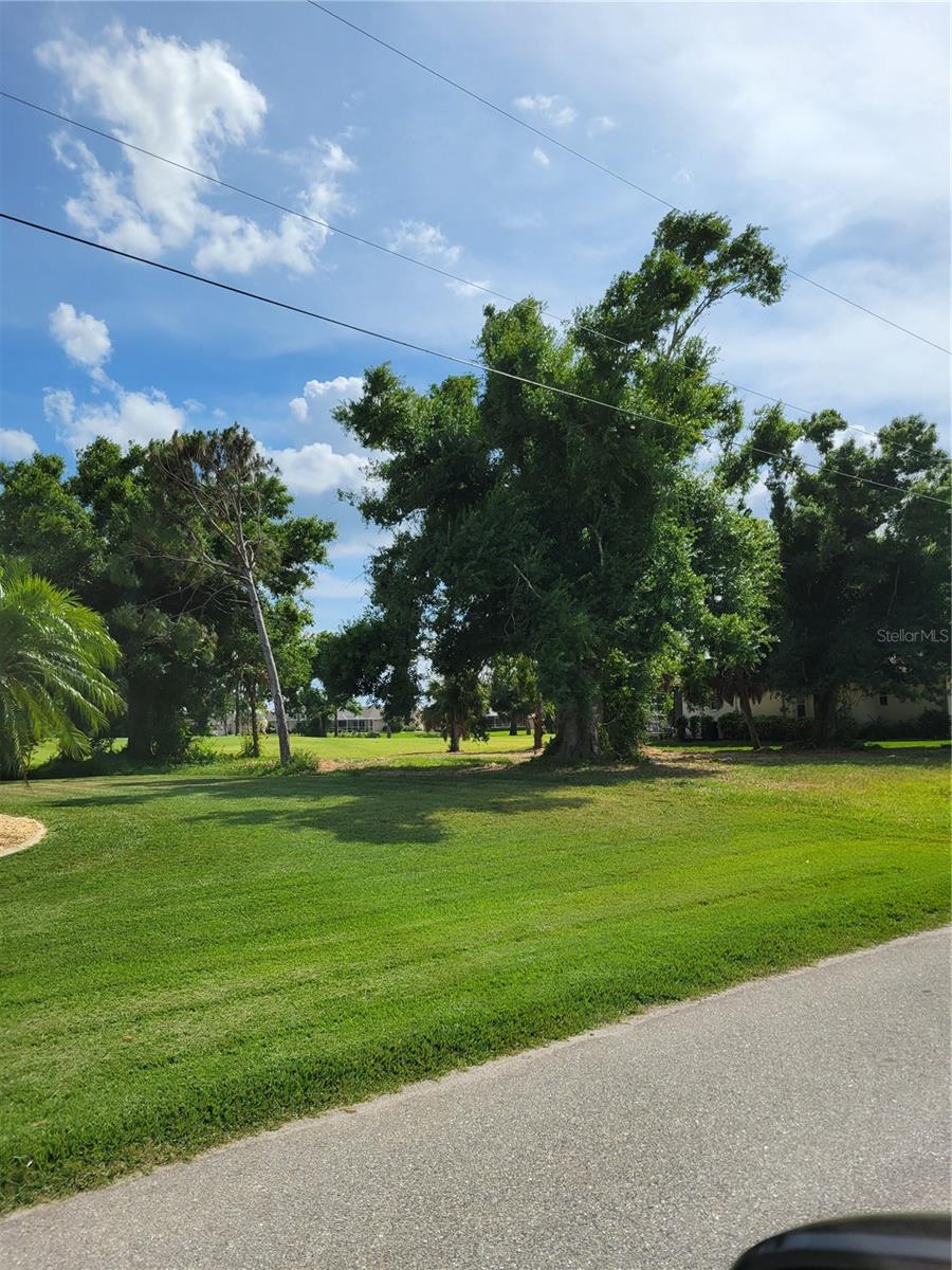 Image 3 of 21 For 68 Long Meadow Place