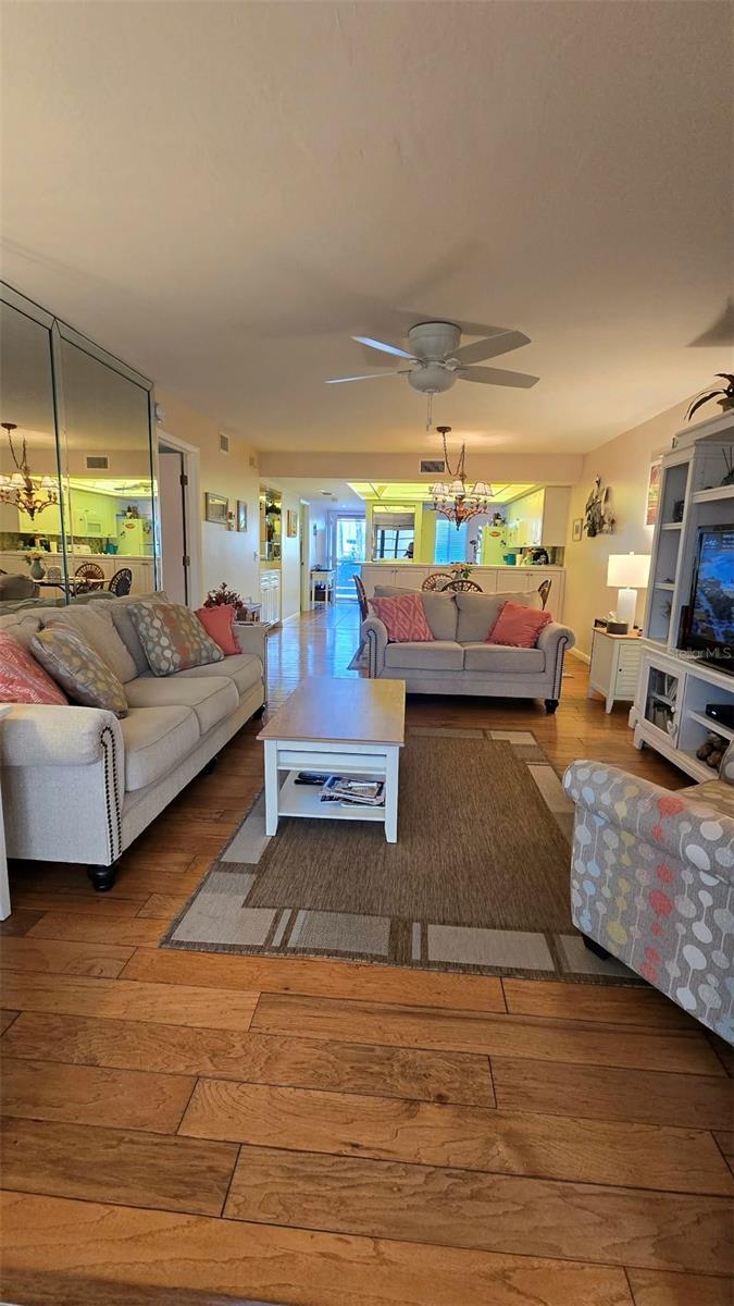 Image 10 of 22 For 6800 Placida Road 188