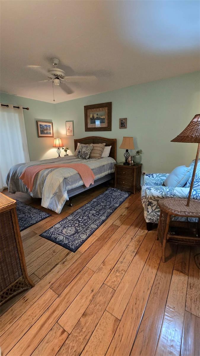 Image 15 of 22 For 6800 Placida Road 188