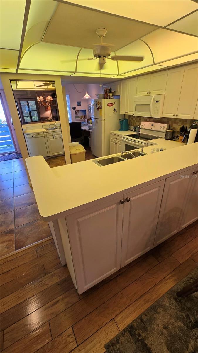 Image 3 of 22 For 6800 Placida Road 188