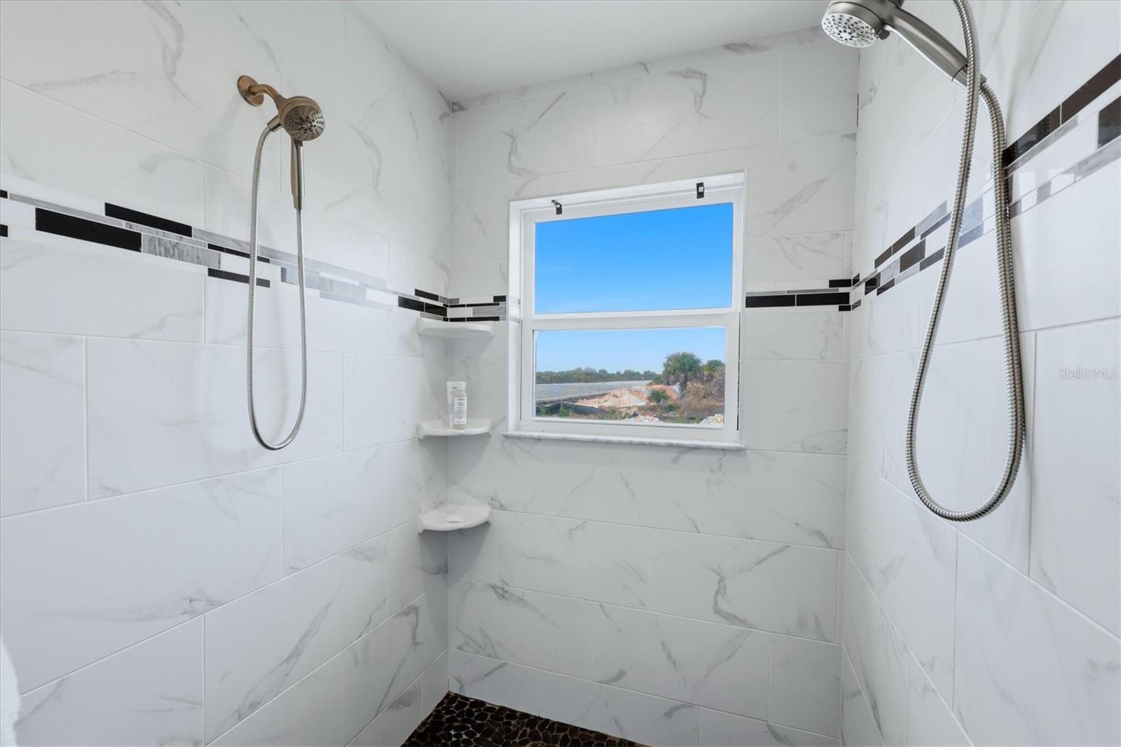 Image 16 of 41 For 13525 Greencastle Avenue