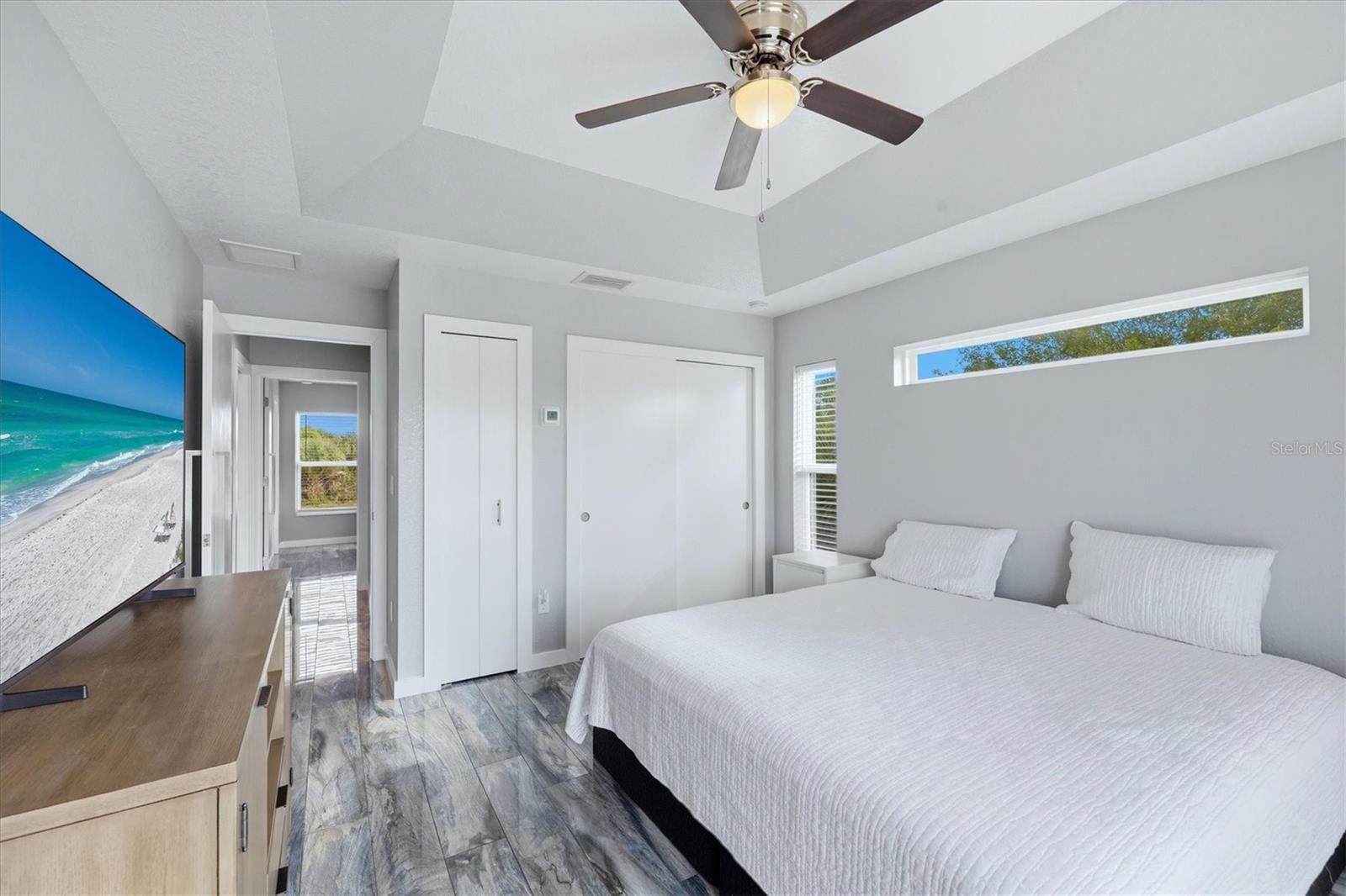 Image 19 of 41 For 13525 Greencastle Avenue