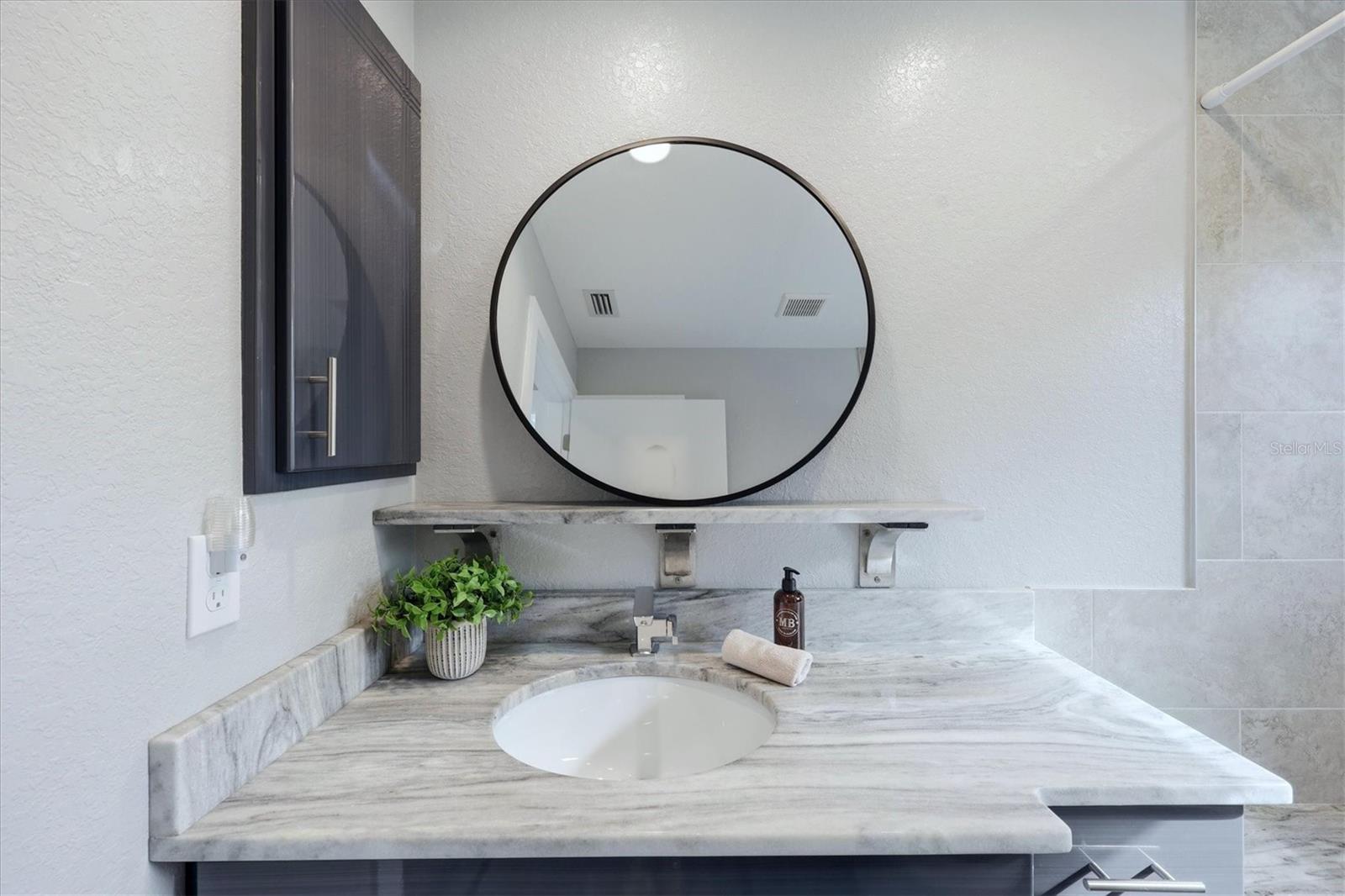 Image 25 of 41 For 13525 Greencastle Avenue