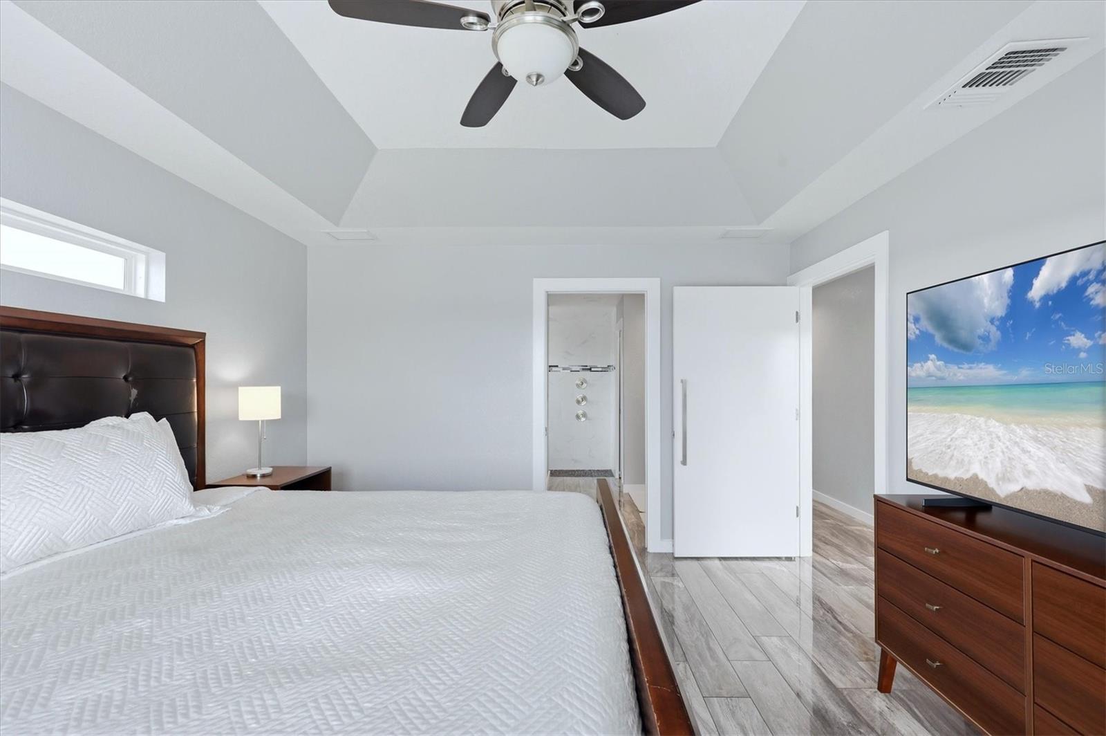 Image 35 of 41 For 13525 Greencastle Avenue