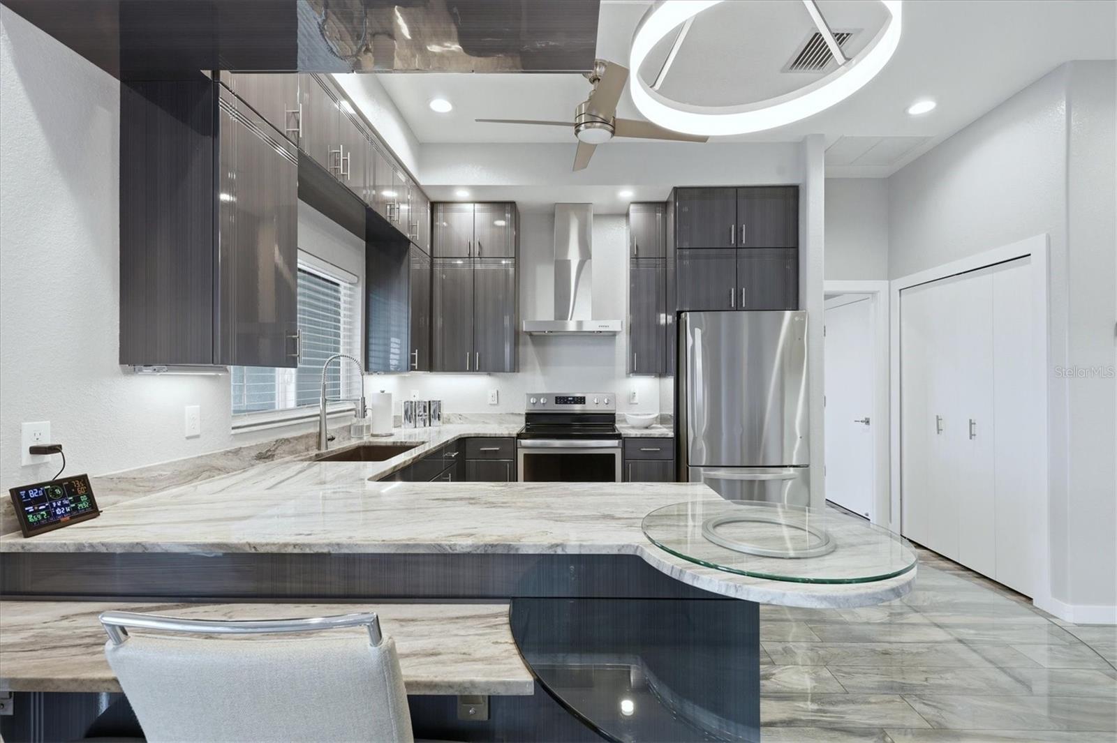 Image 7 of 41 For 13525 Greencastle Avenue