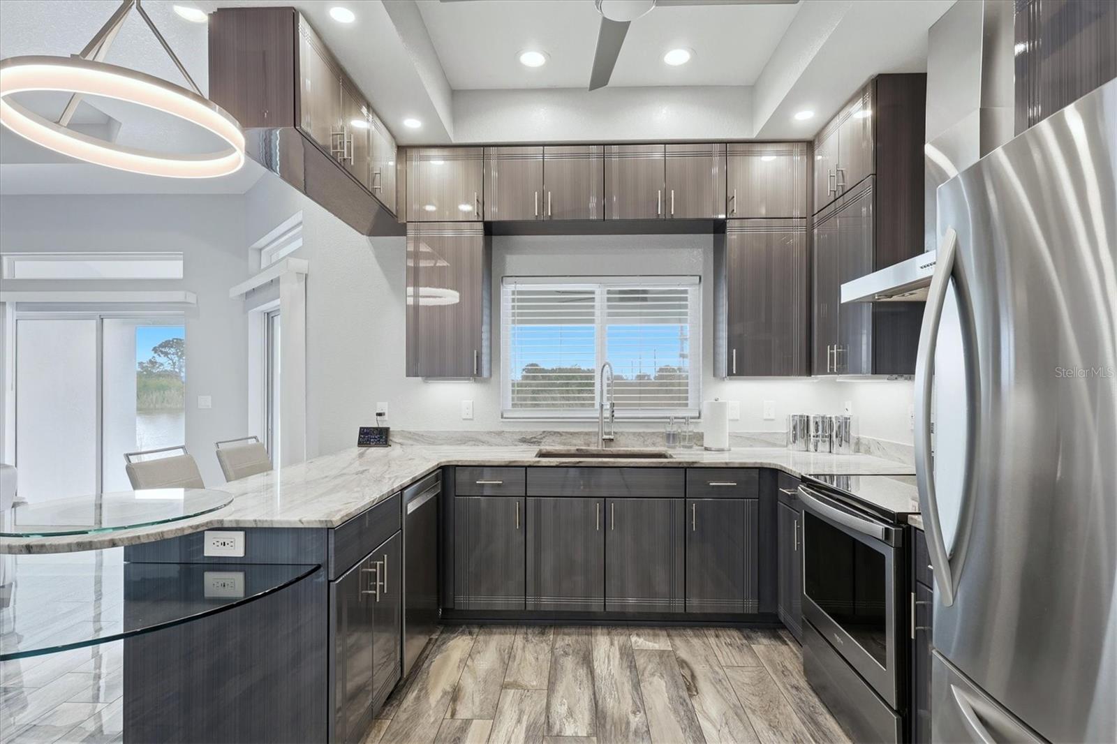 Image 8 of 41 For 13525 Greencastle Avenue