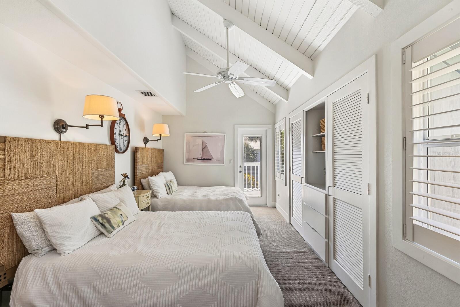 Image 12 of 48 For 5000 Gasparilla Road 19