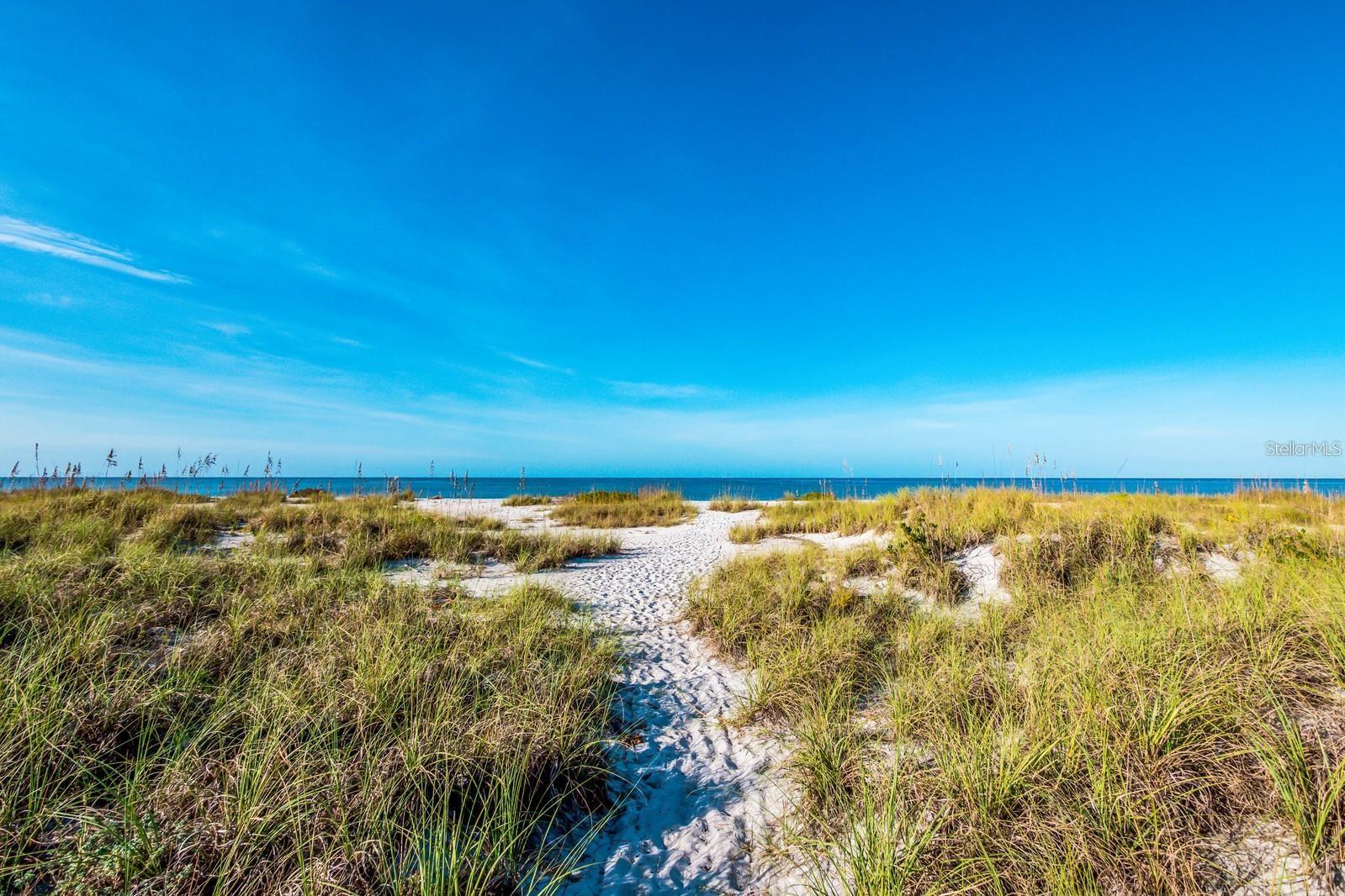 Image 39 of 48 For 5000 Gasparilla Road 19