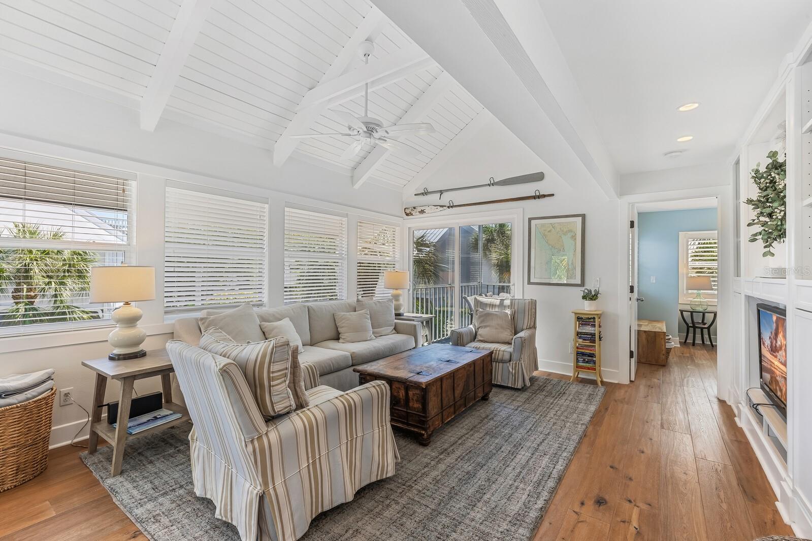 Image 4 of 48 For 5000 Gasparilla Road 19