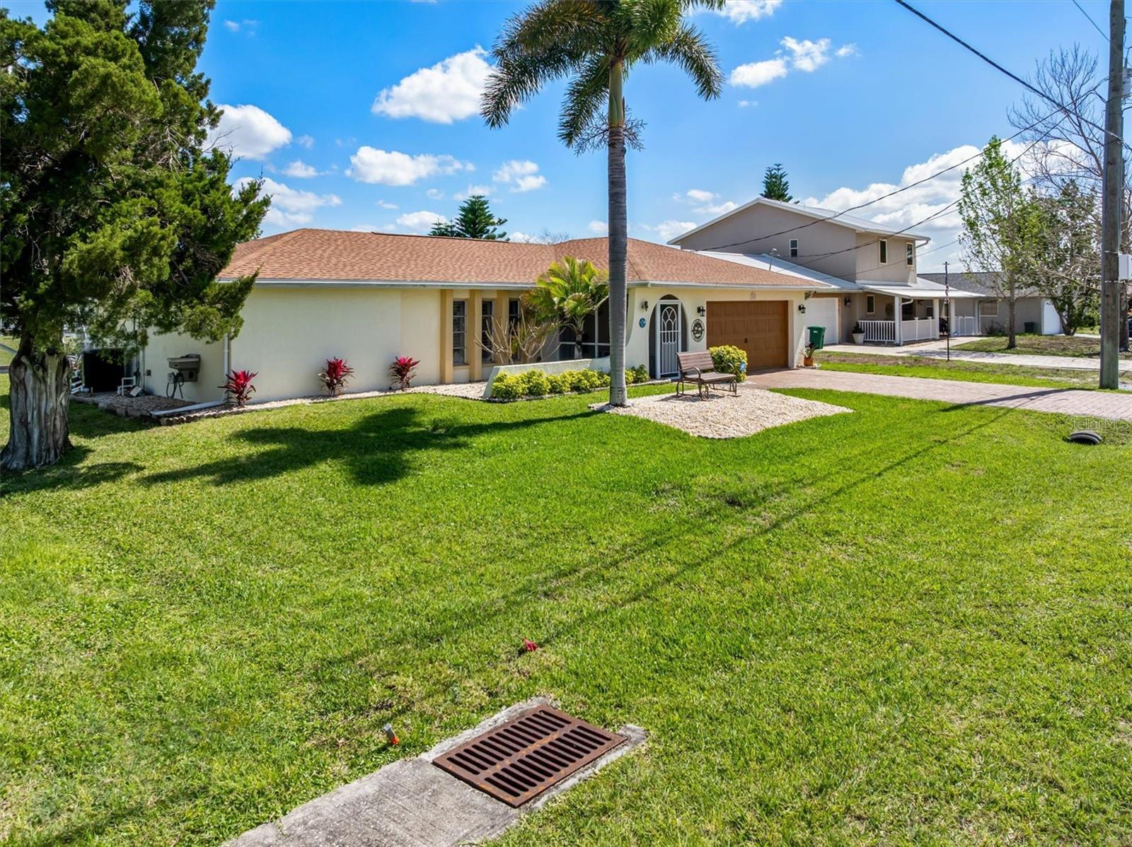 Image 13 of 52 For 2220 Broad Ranch Drive