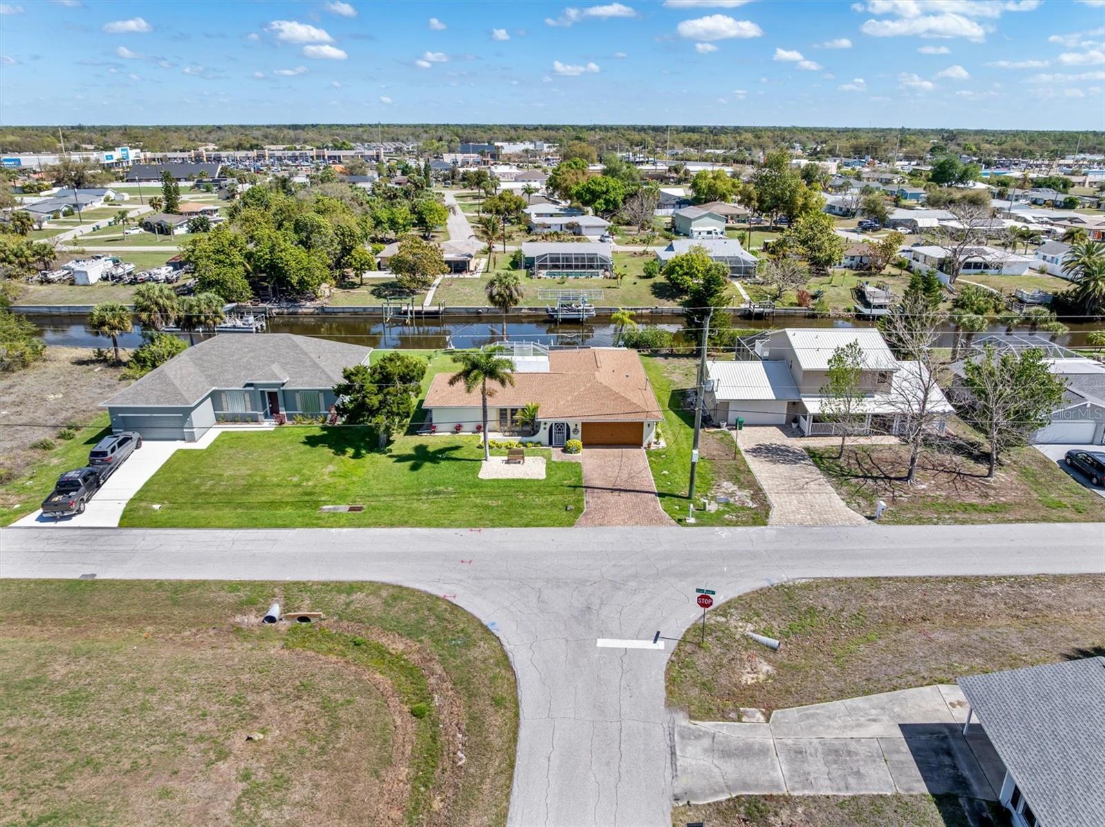 Image 4 of 52 For 2220 Broad Ranch Drive