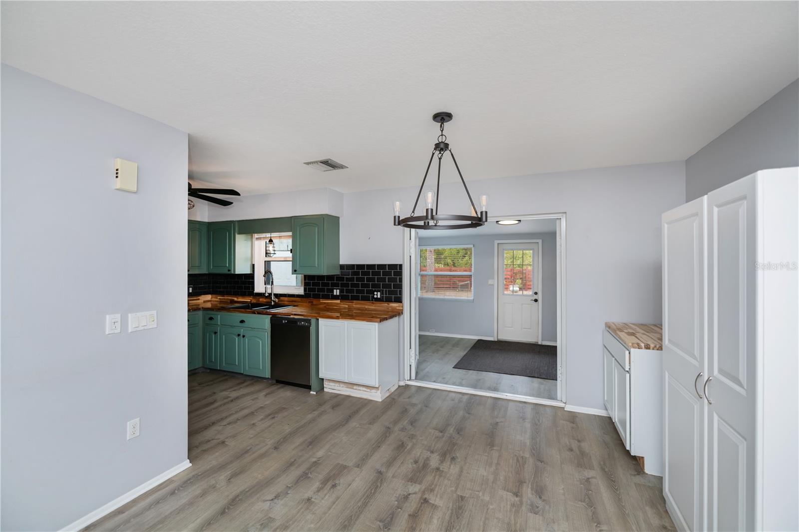 Image 10 of 55 For 9601 Gulfstream Boulevard