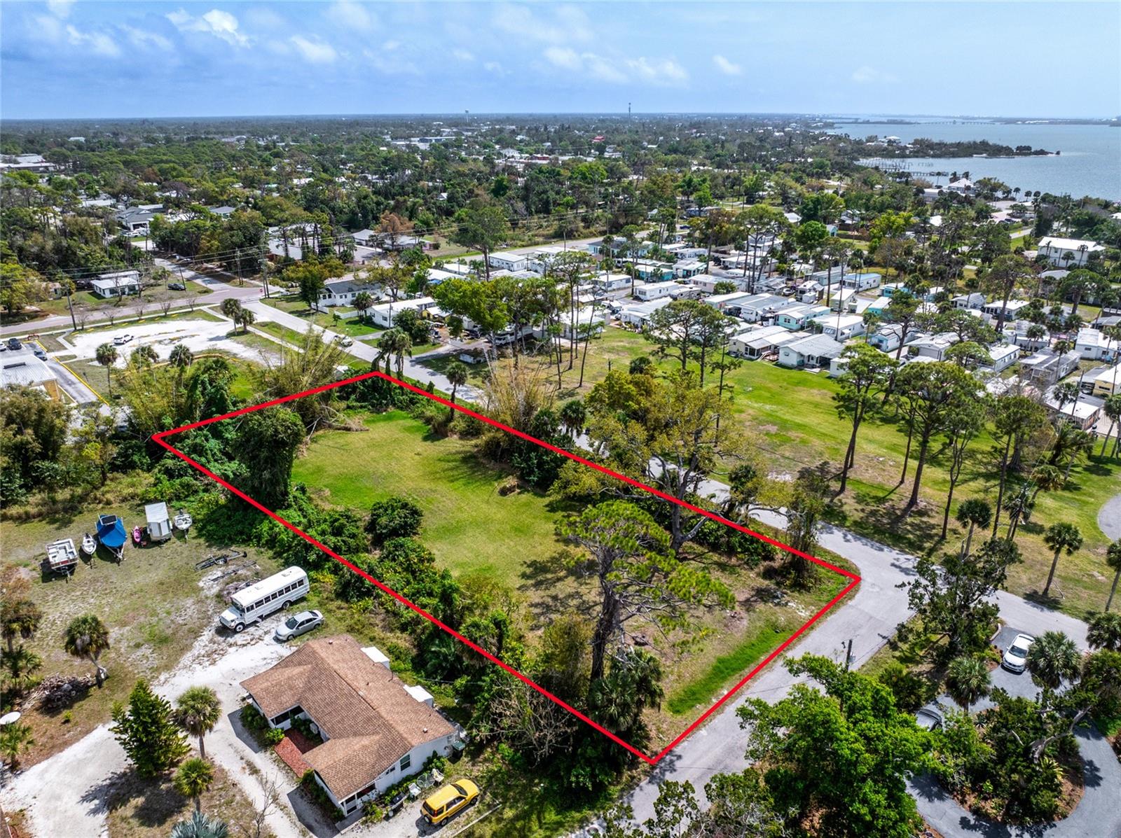 Image 11 of 16 For Pineapple Street