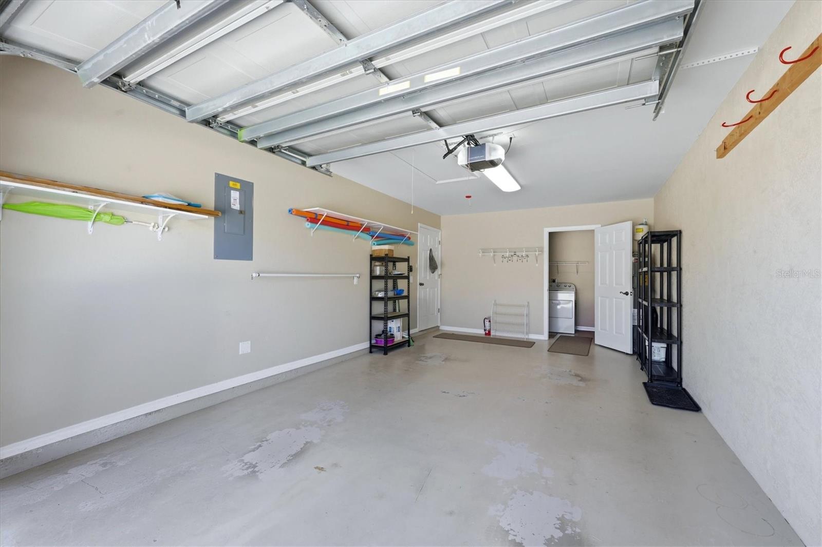 Image 27 of 38 For 347 Boundary Boulevard 103