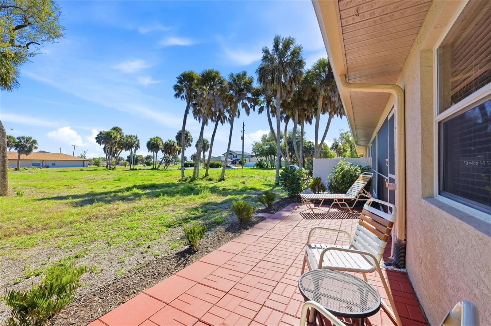 Image 31 of 38 For 347 Boundary Boulevard 103