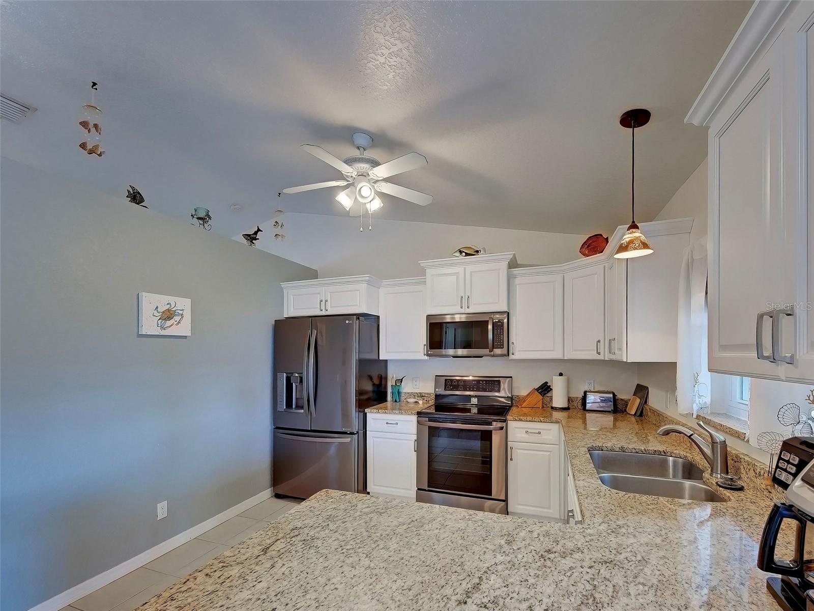 Image 20 of 36 For 6184 Catalan Street