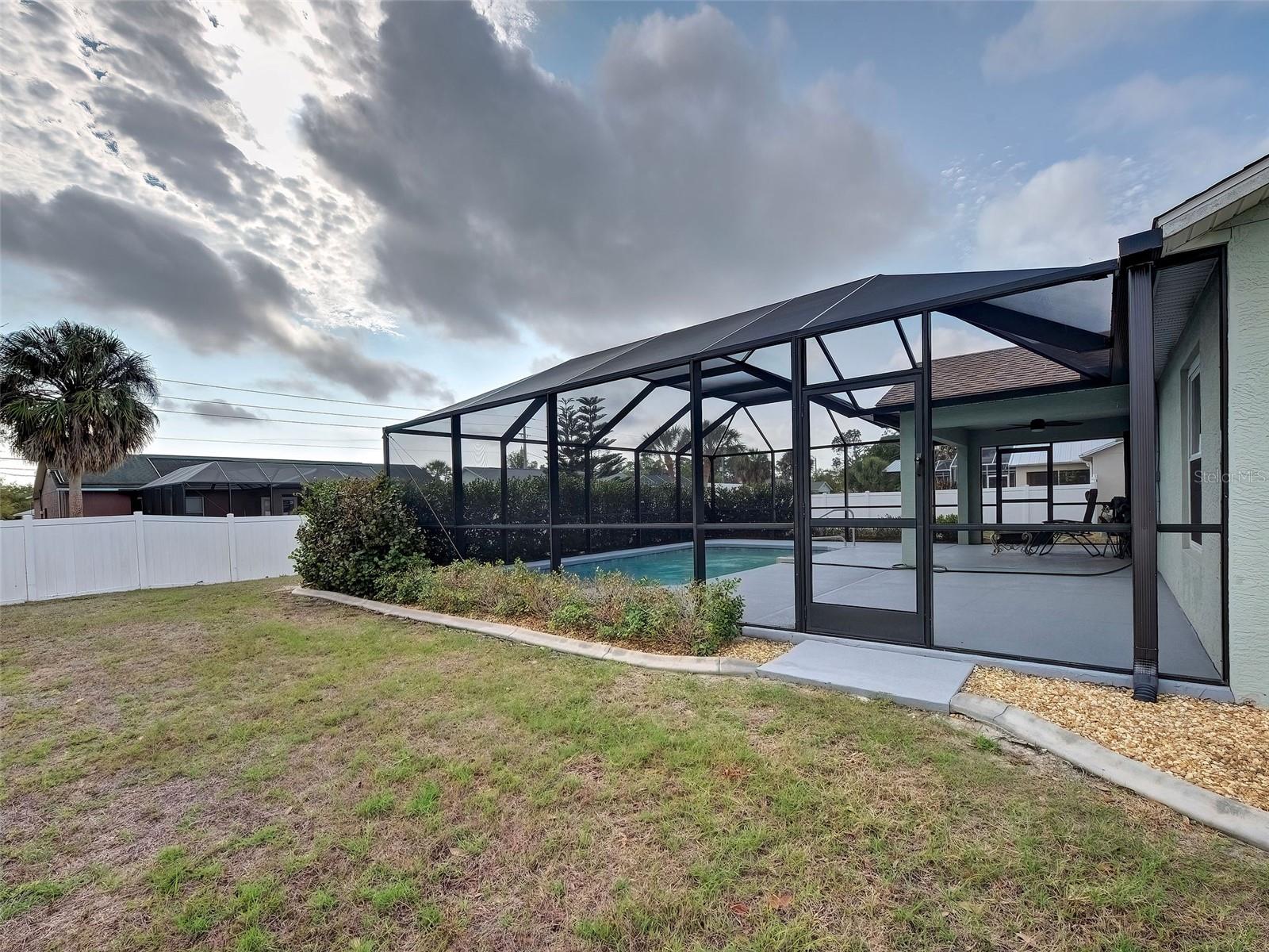 Image 7 of 36 For 6184 Catalan Street