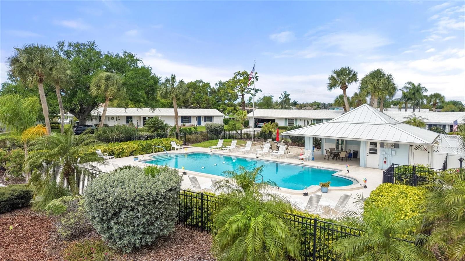 Image 47 of 56 For 35 Oakwood Drive N 35