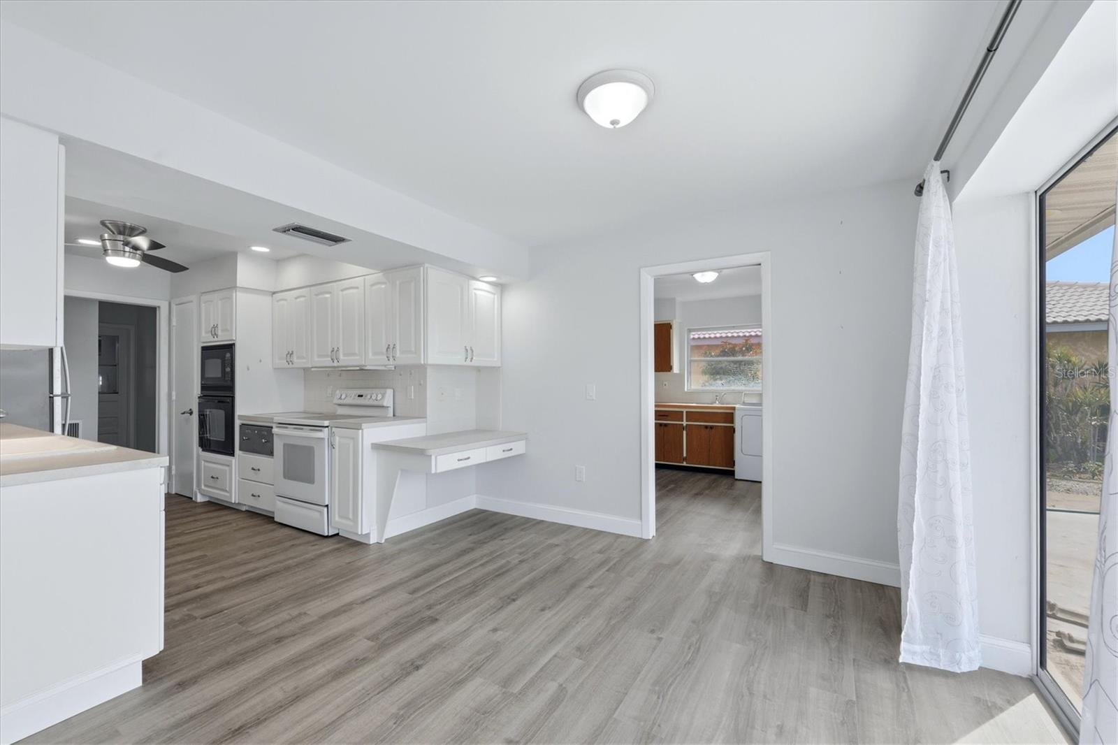 Image 13 of 45 For 58 Windsor Drive