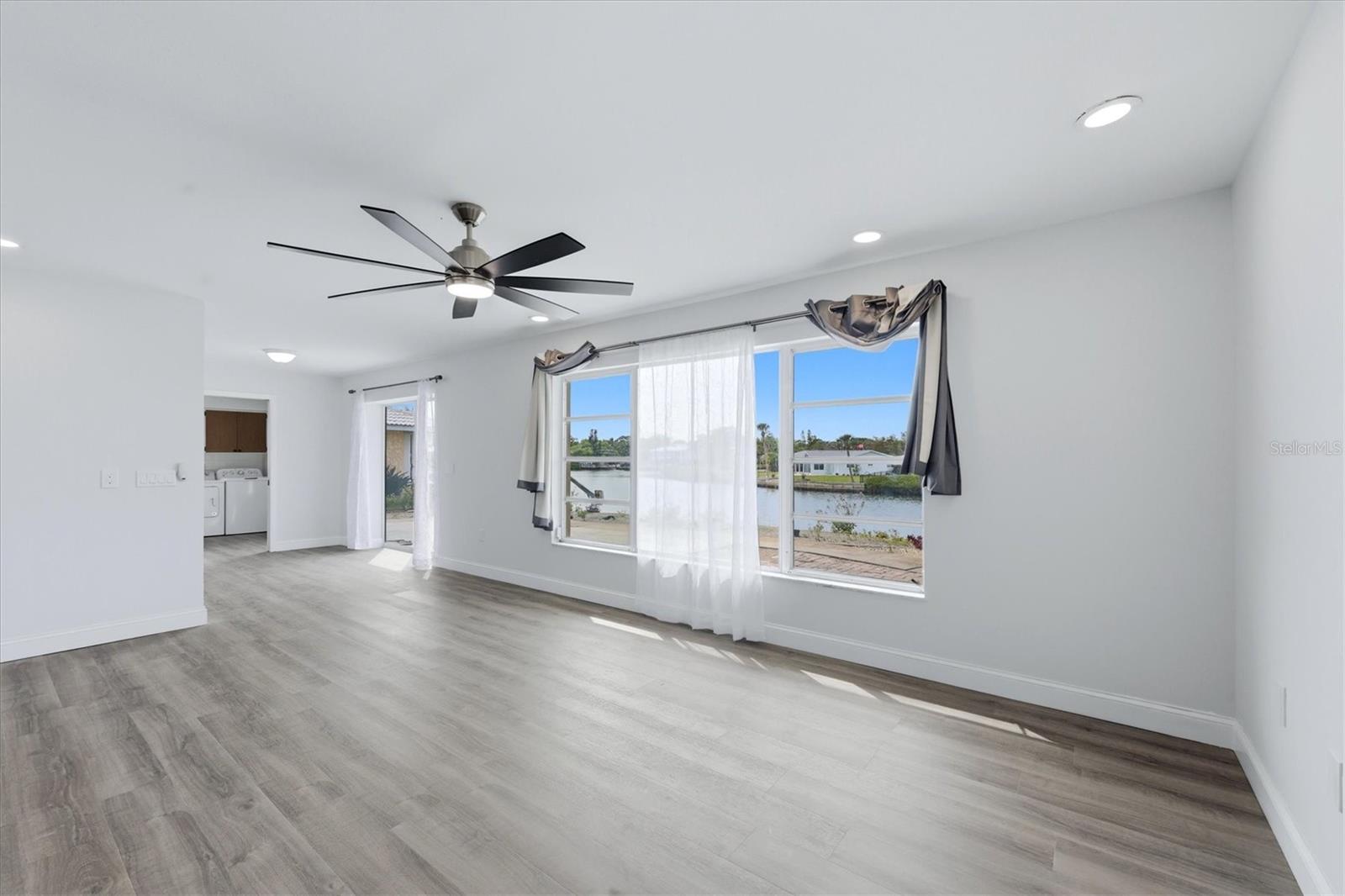 Image 15 of 45 For 58 Windsor Drive