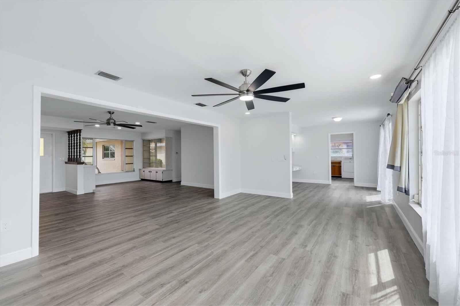 Image 16 of 45 For 58 Windsor Drive