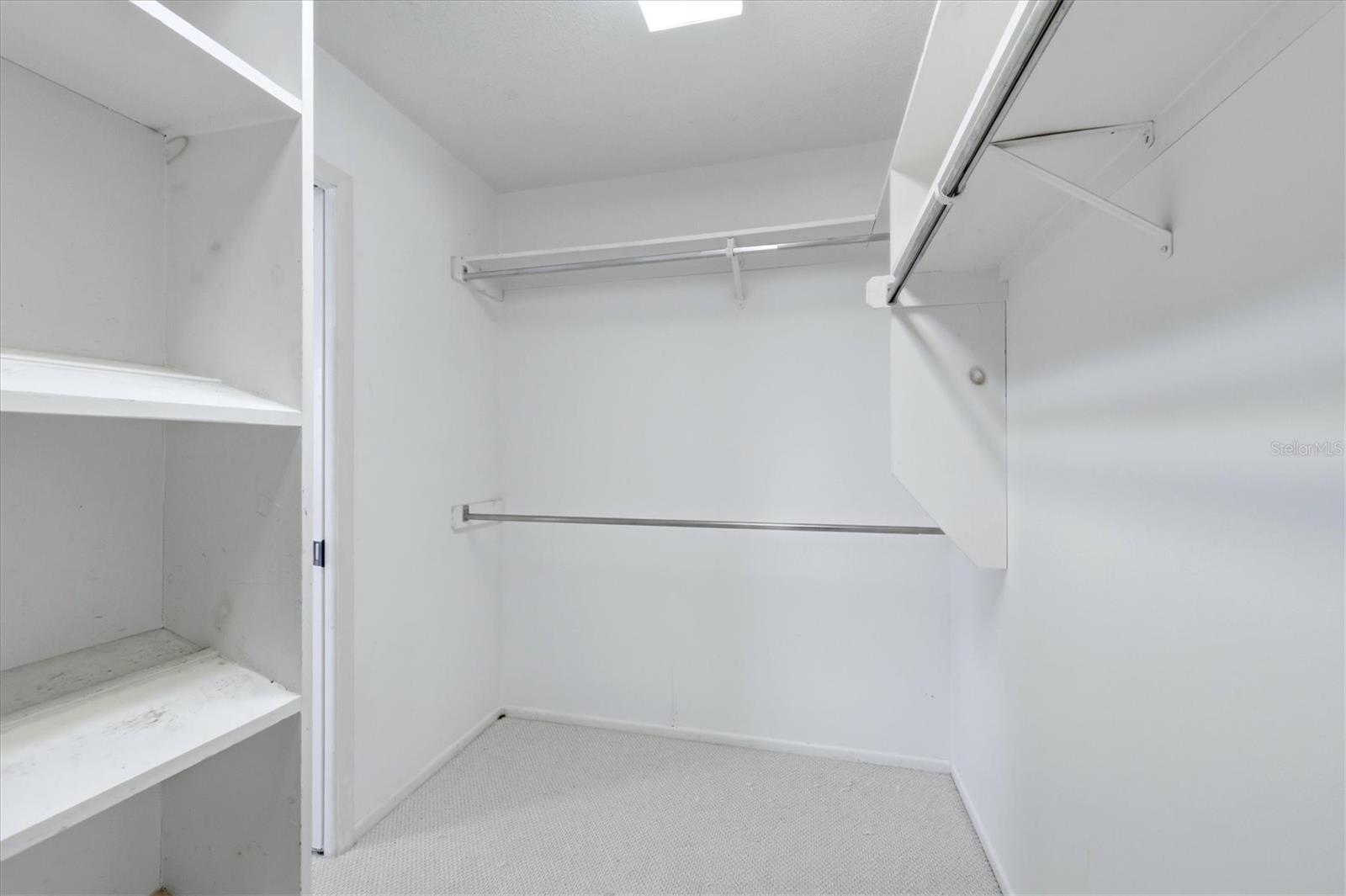 Image 22 of 45 For 58 Windsor Drive