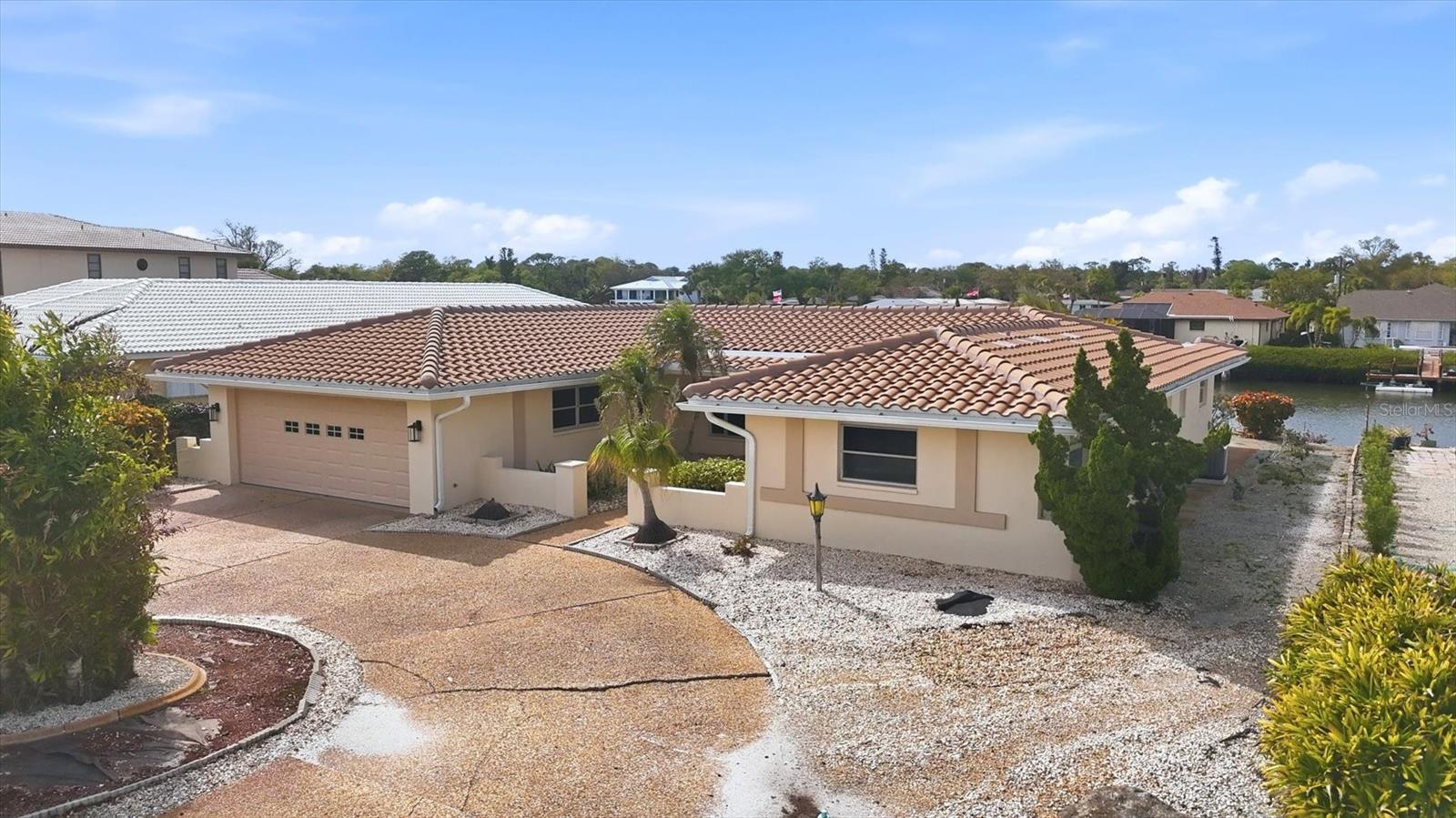 Image 43 of 45 For 58 Windsor Drive