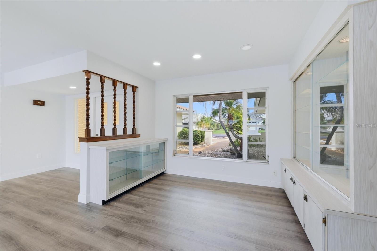 Image 8 of 45 For 58 Windsor Drive