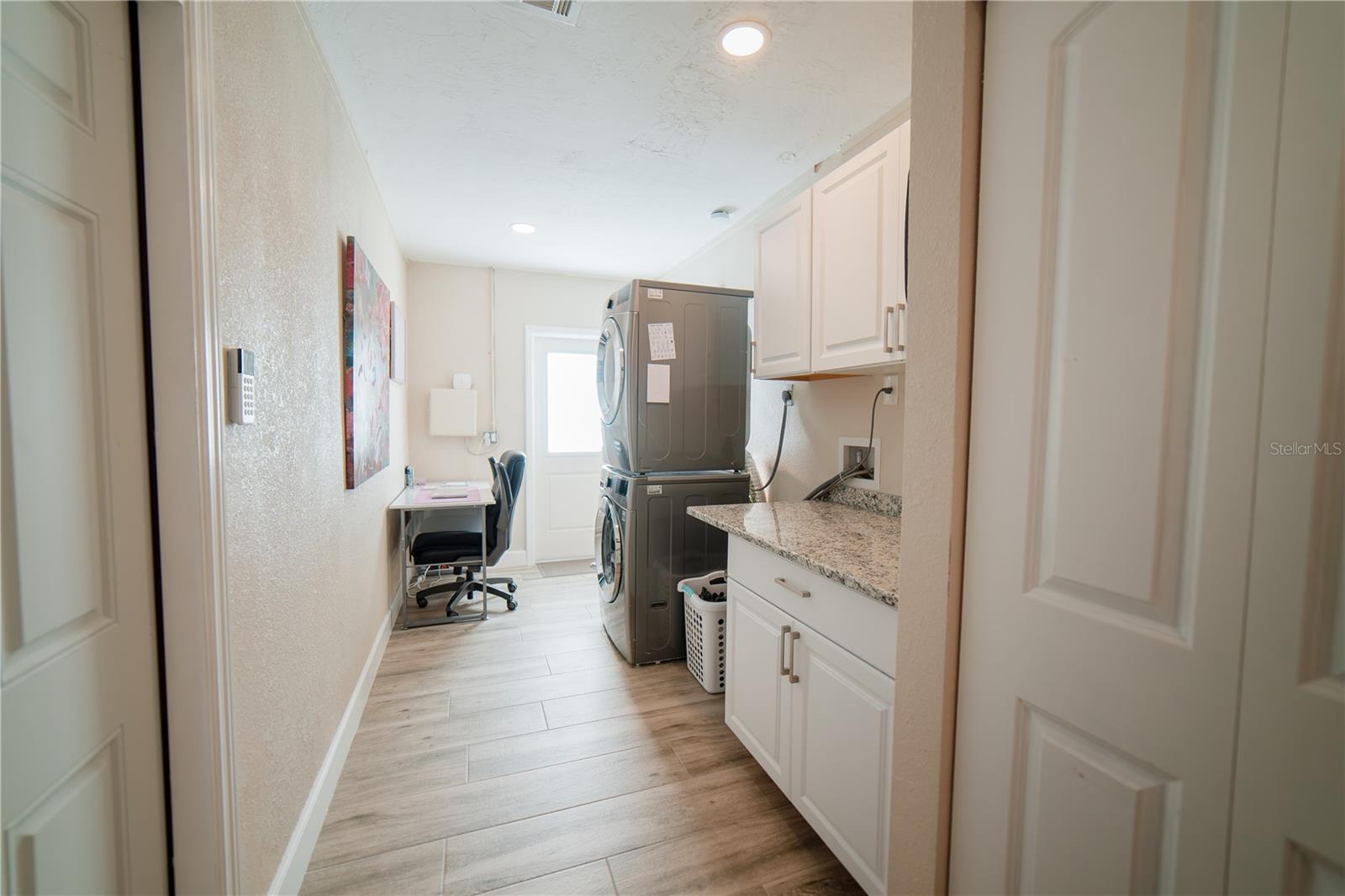 Image 24 of 37 For 35 Stanford Road