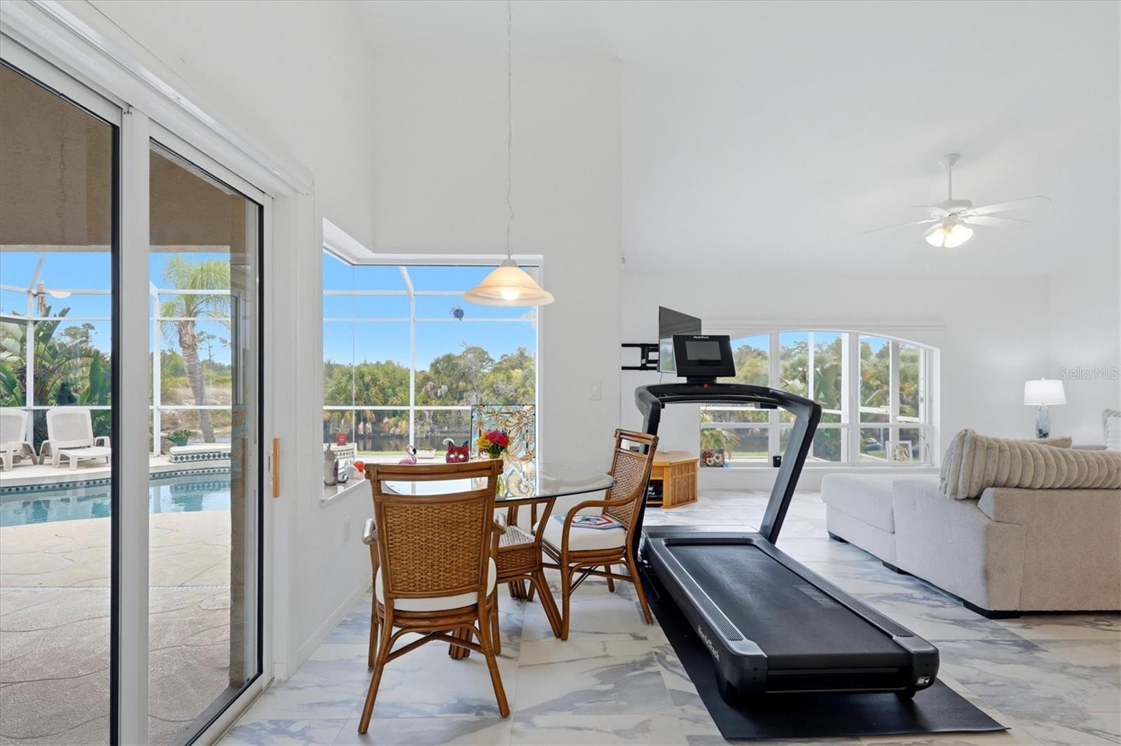 Image 16 of 50 For 300 Baytree Drive