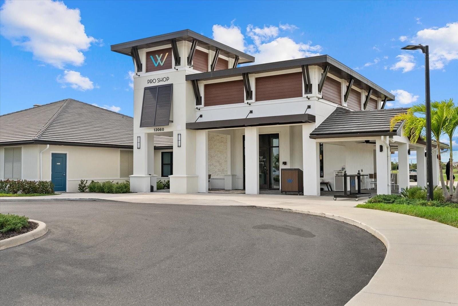 Image 41 of 55 For 17570 Opal Sand Drive 302