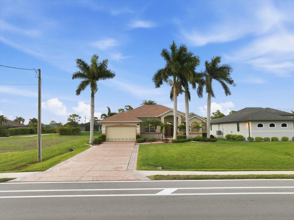 Image 2 of 72 For 185 Rotonda Boulevard E