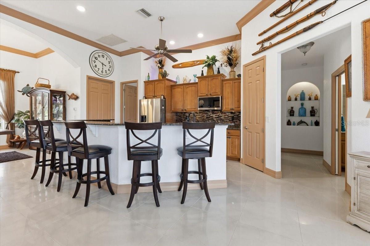 Image 20 of 72 For 185 Rotonda Boulevard E