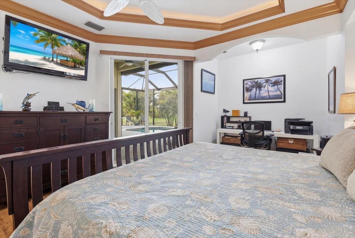 Image 25 of 72 For 185 Rotonda Boulevard E