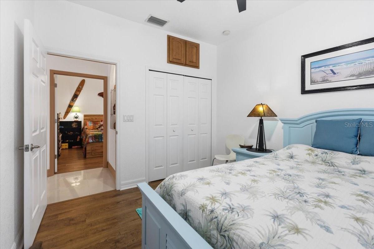 Image 41 of 72 For 185 Rotonda Boulevard E