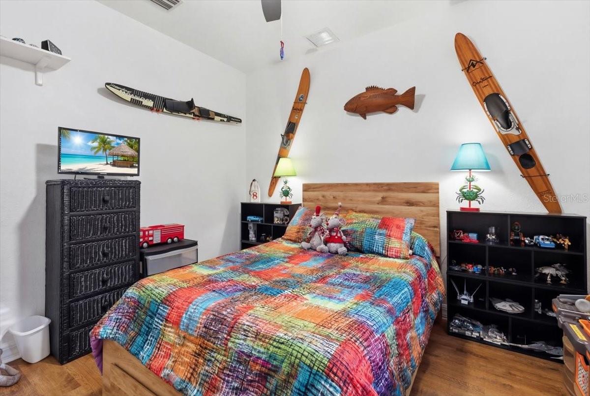 Image 43 of 72 For 185 Rotonda Boulevard E