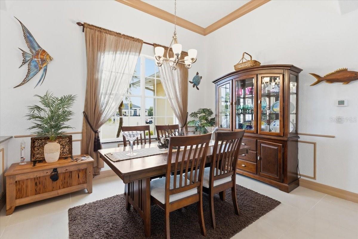 Image 6 of 72 For 185 Rotonda Boulevard E