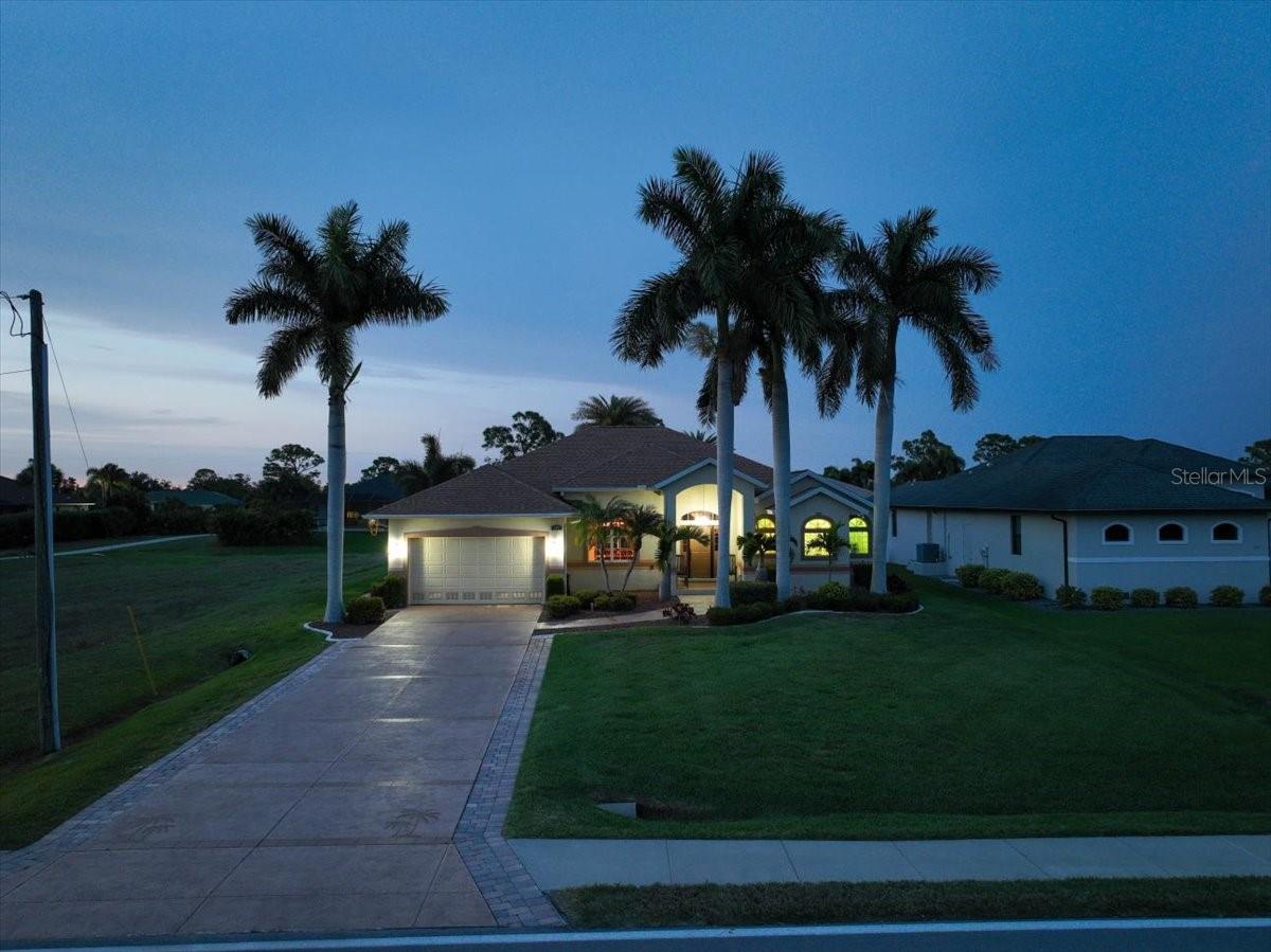 Image 64 of 72 For 185 Rotonda Boulevard E