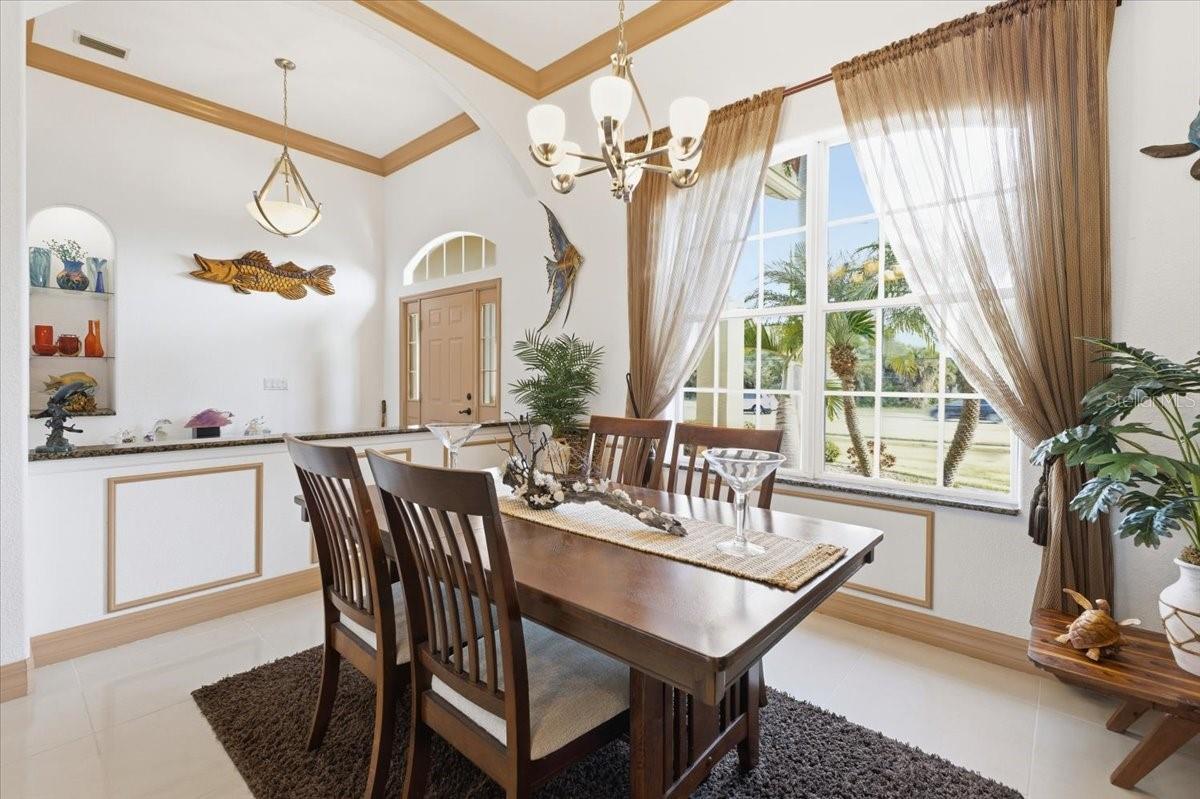 Image 7 of 72 For 185 Rotonda Boulevard E