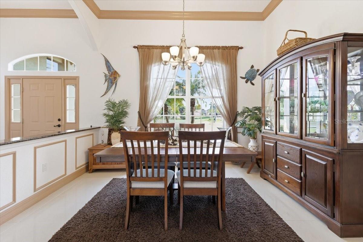 Image 8 of 72 For 185 Rotonda Boulevard E