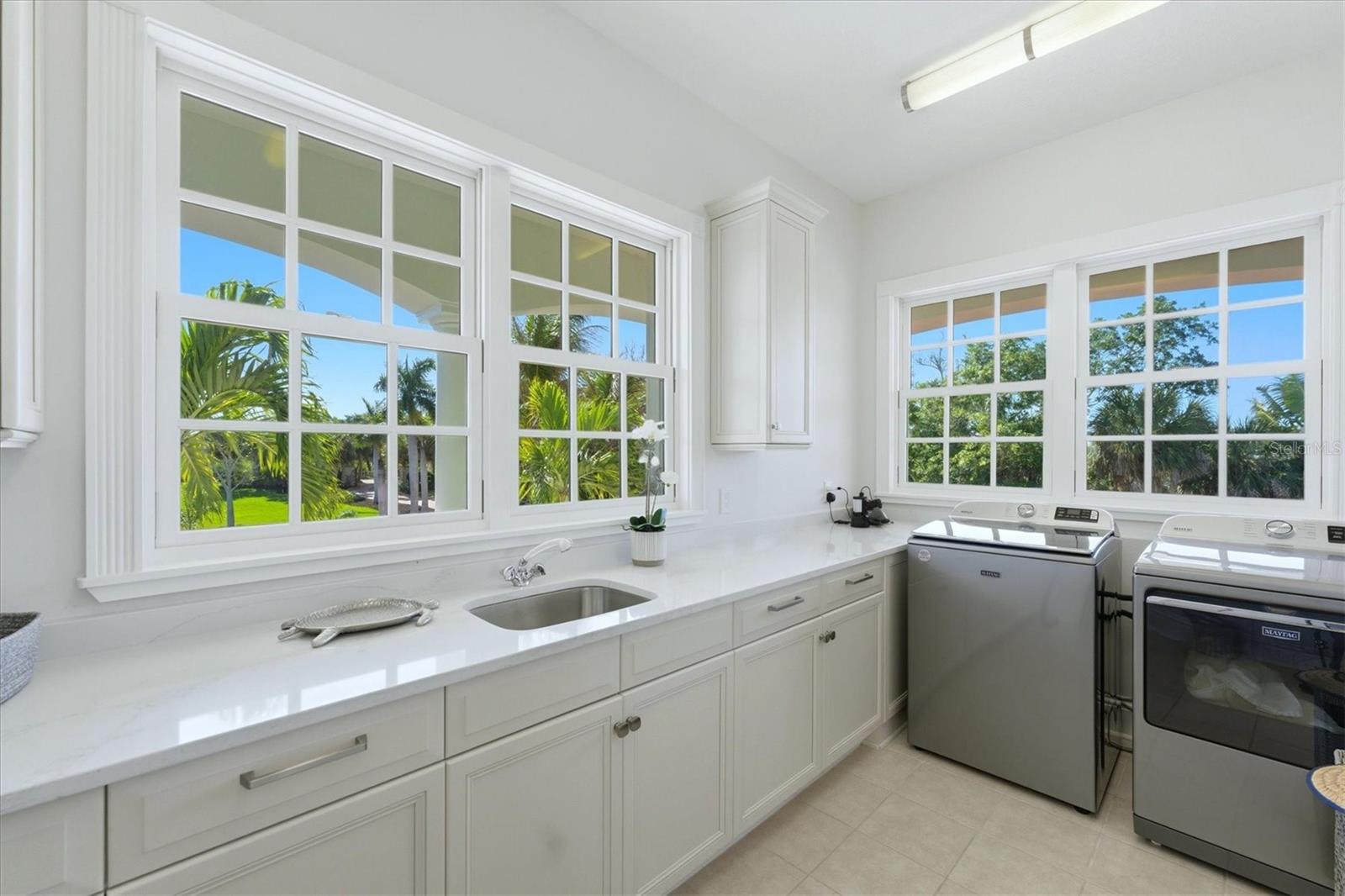 Image 18 of 54 For 10460 Sunny Dreams Terrace