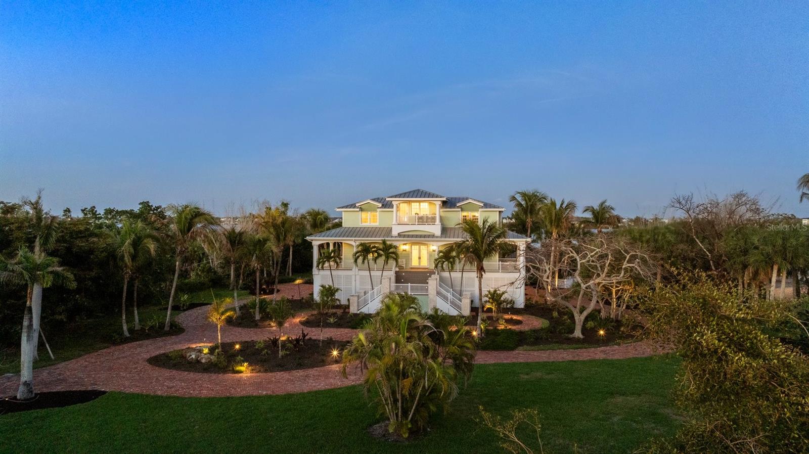 Image 2 of 54 For 10460 Sunny Dreams Terrace