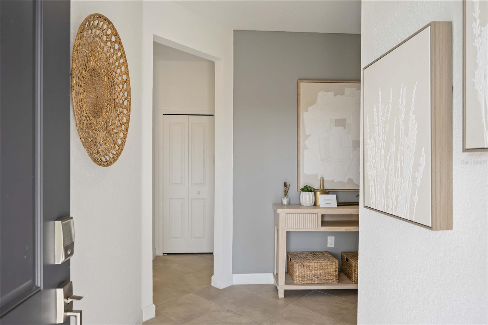 Image 4 of 57 For 8462 Water Lily Court