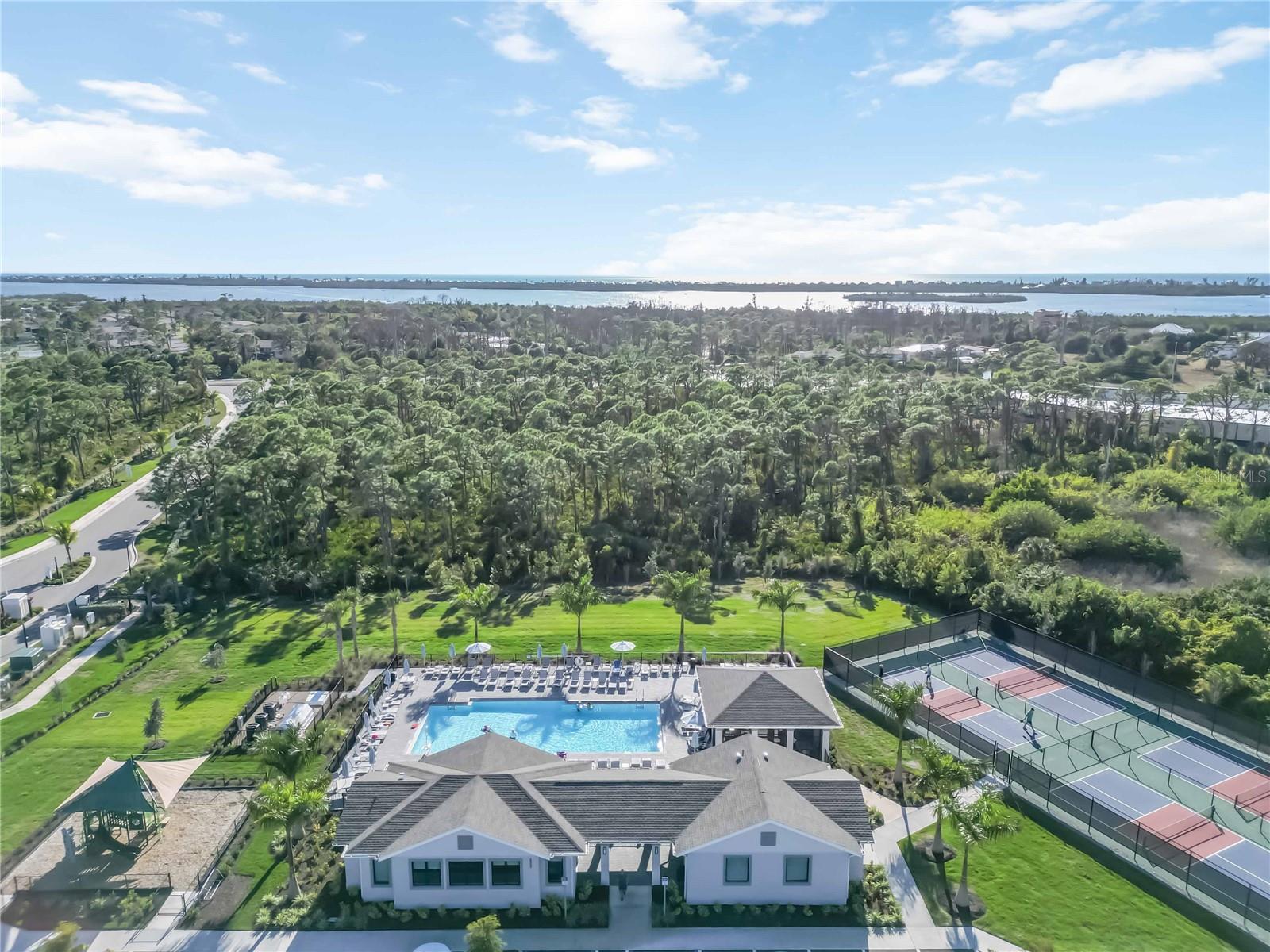 Image 55 of 57 For 8462 Water Lily Court