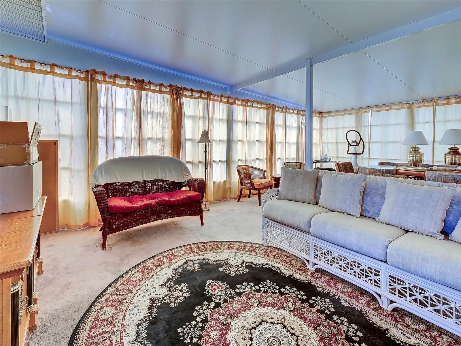 Image 21 of 33 For 25 Hillcrest Drive