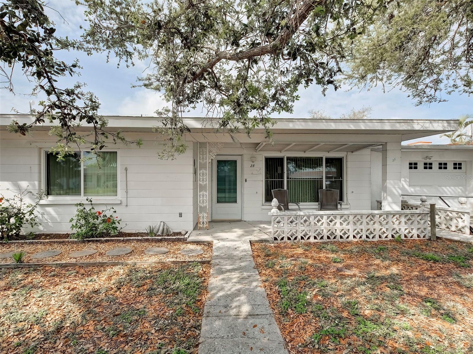 Image 4 of 33 For 25 Hillcrest Drive