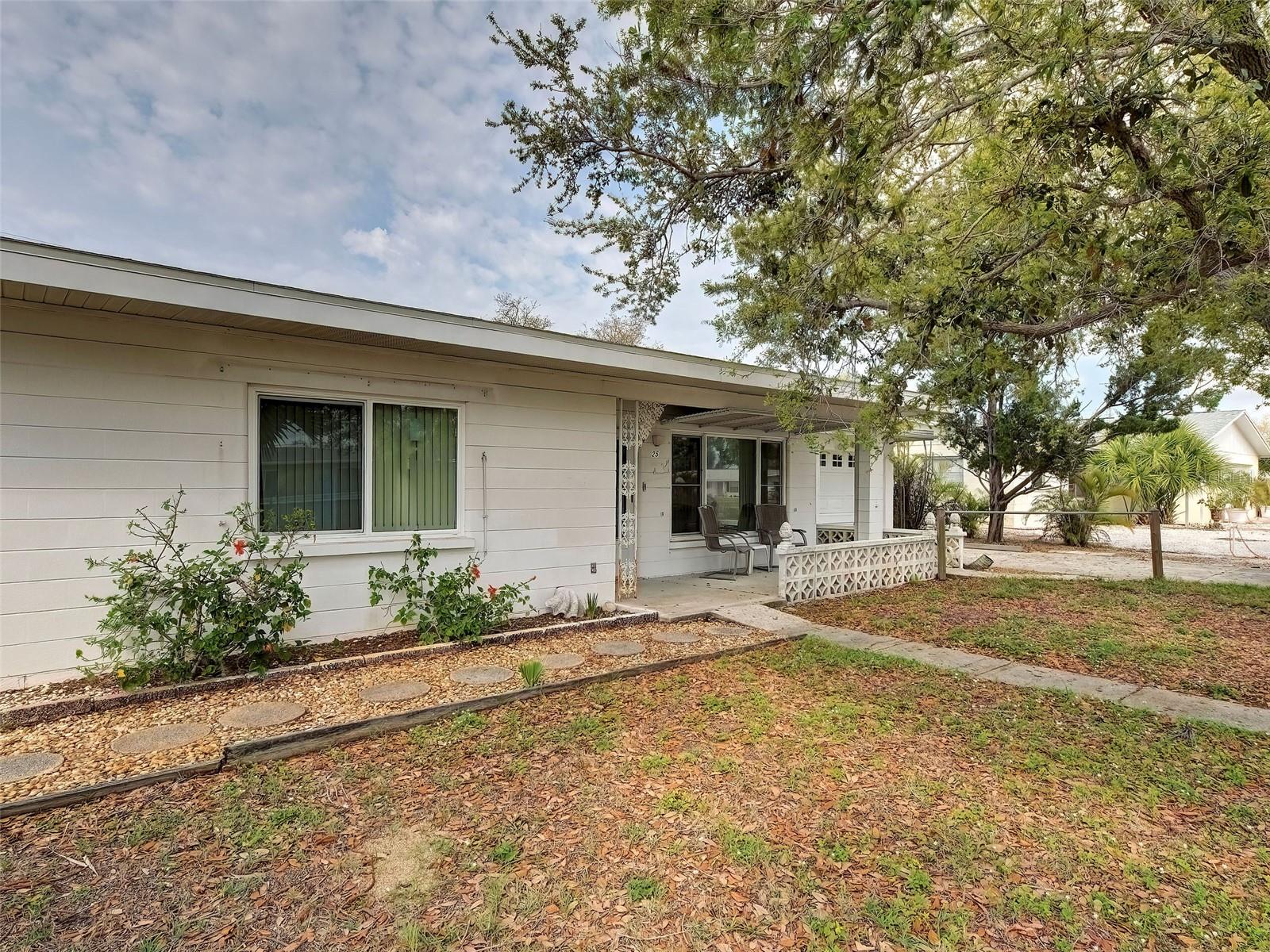 Image 5 of 33 For 25 Hillcrest Drive