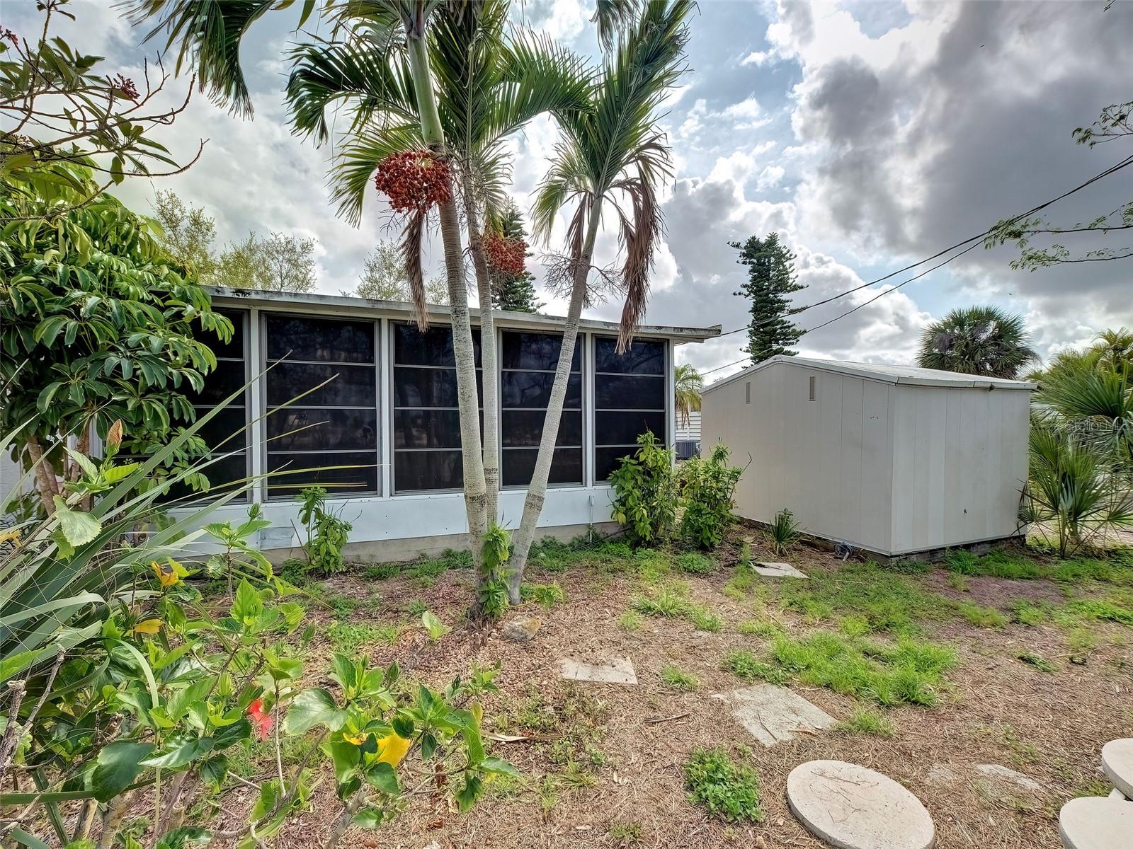 Image 8 of 33 For 25 Hillcrest Drive