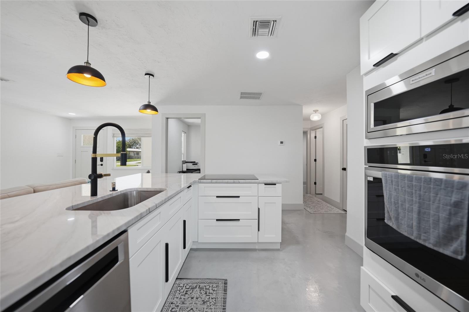 Image 12 of 60 For 113 Northshore Terrace