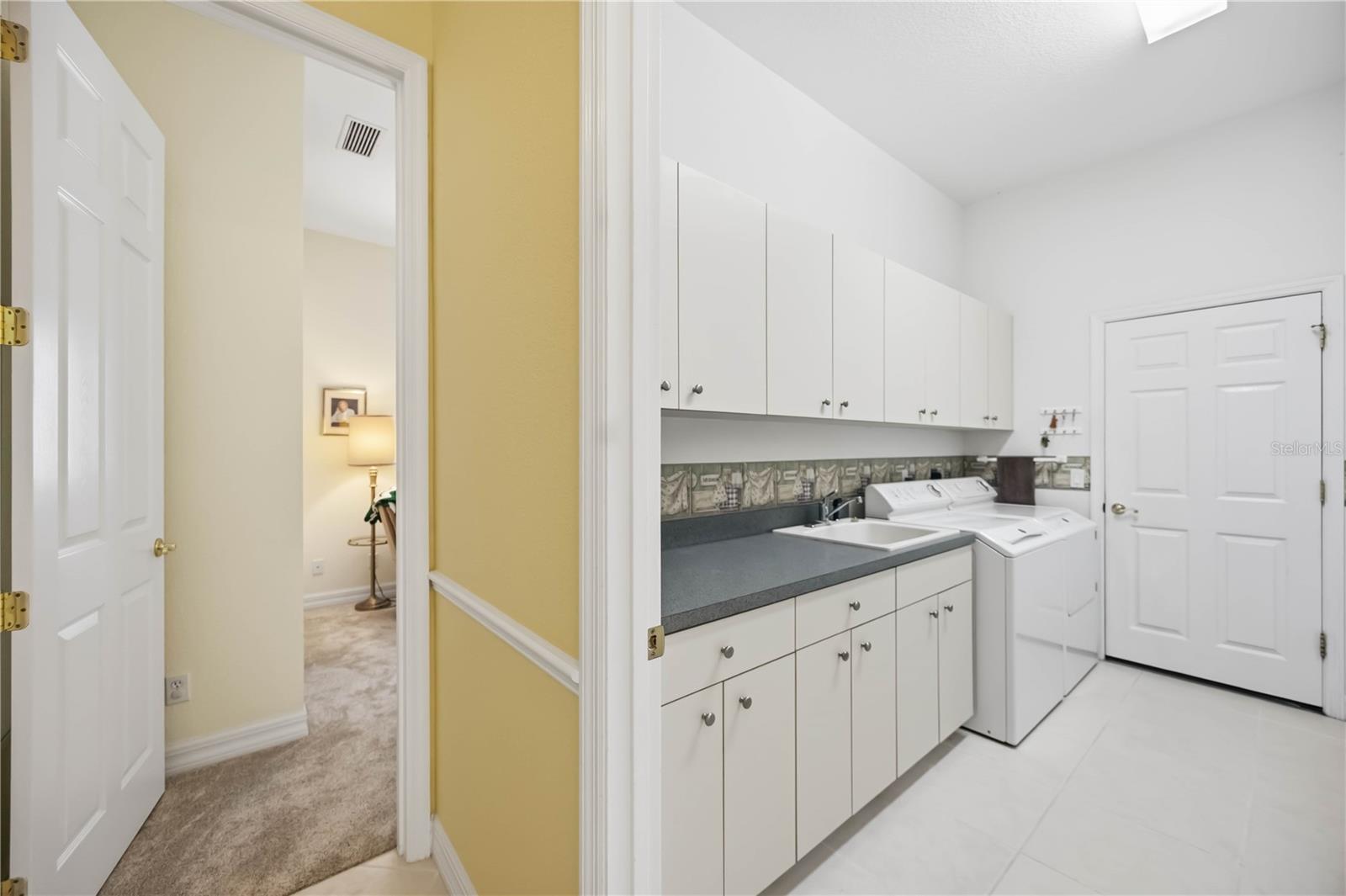 Image 44 of 75 For 1132 Boundary Boulevard